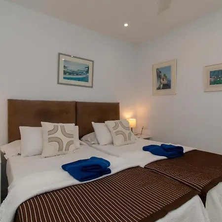 Club Atlantis 145 - One Bed Costa Adeje (Tenerife)